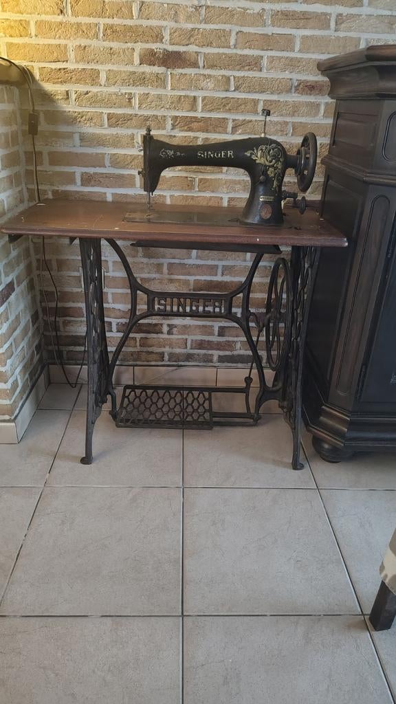 Antieke Singer naaimachine, Antiek en Kunst, Ophalen