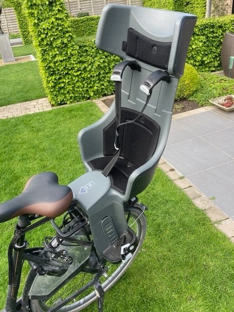 Degelijke fietsstoel BOBIKE met zijbescherming. Zr. g. st., Bobike Maxi One, Repose-pieds, Comme neuf, Enlèvement