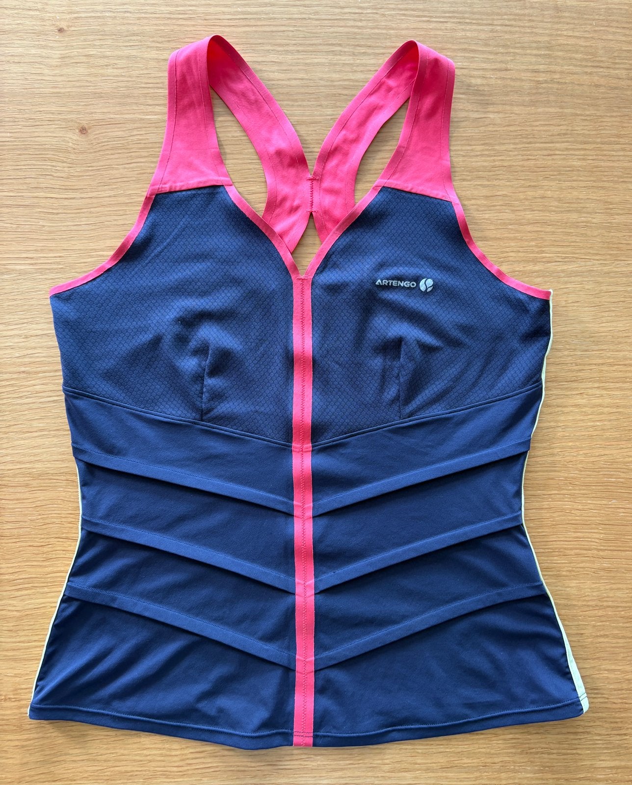 Top de sport gris bleuté ARTENGO - Taille S - 7€, Vêtements | Femmes, Vêtements de sport, Gris, Enlèvement ou Envoi, Taille 36 (S)