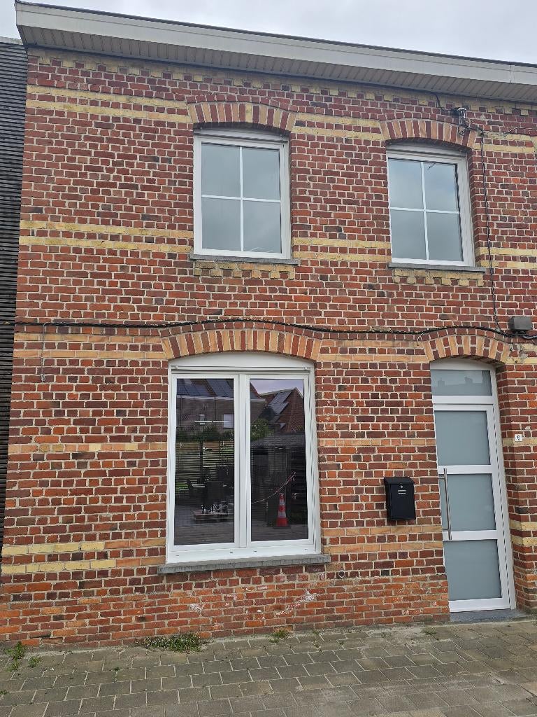 Gerenoveerde woning te huur Ieper, Immo, Huizen te huur, Provincie West-Vlaanderen, Tussenwoning, Direct bij eigenaar, B