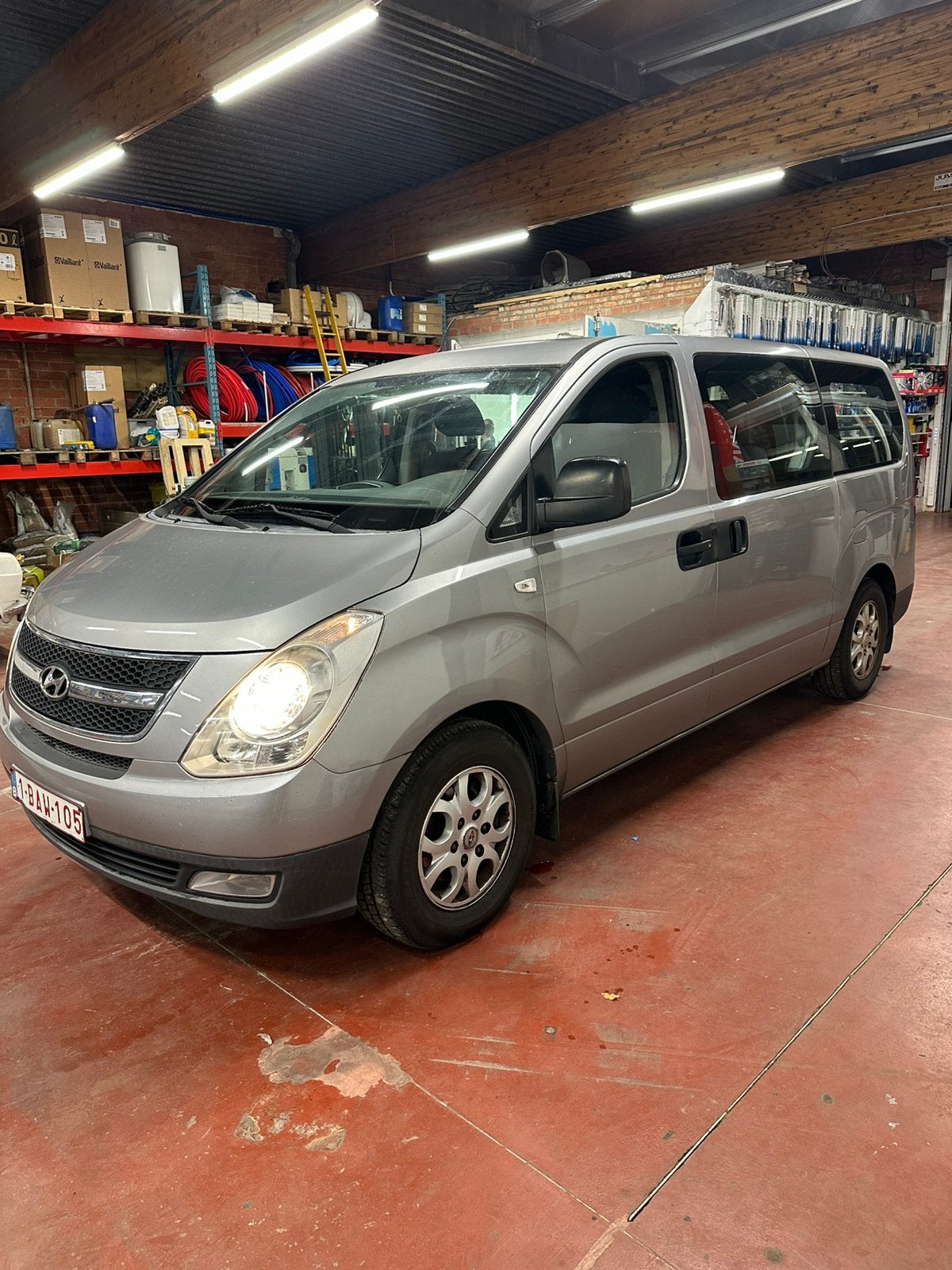 Hyundai H1 Starex - Lichte vracht - 6 zitplaatsen- grijs, Auto's, Euro 5, Stof, USB, Particulier