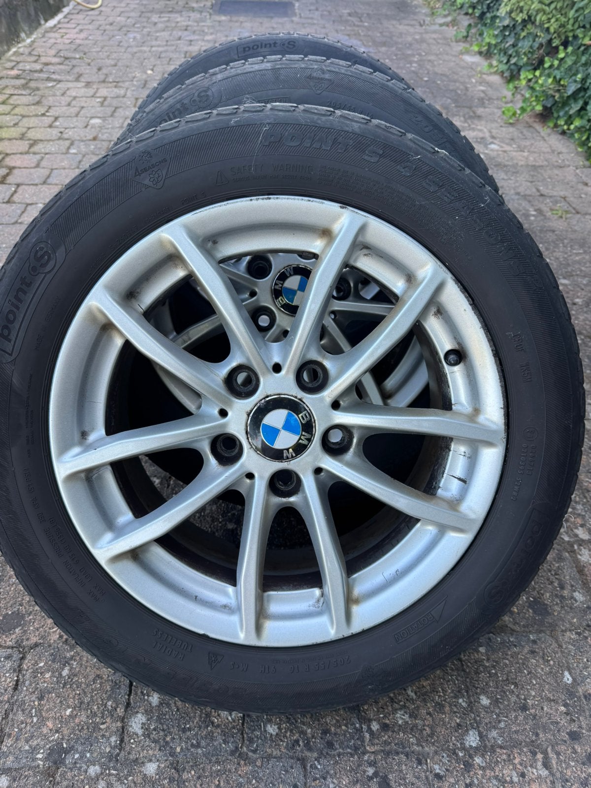 16 velgen uit de BMW 1-serie, Auto-onderdelen, Ophalen, 16 inch, All Season, Band(en)