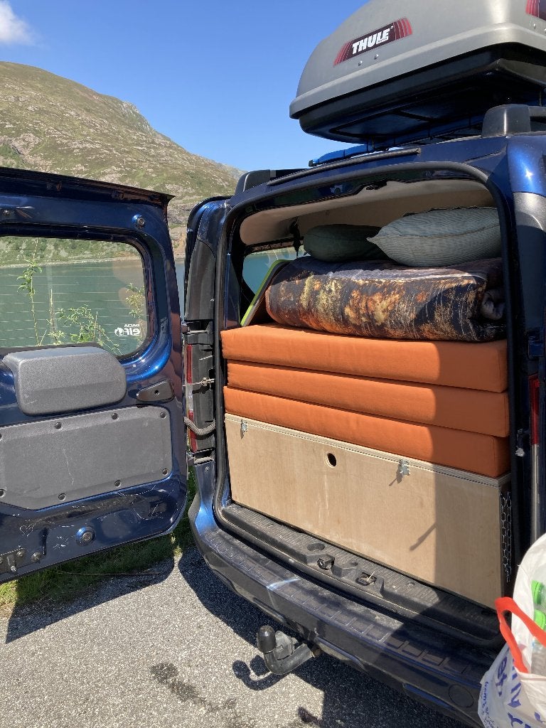 Kampeerbox - camper conversion kit (Dacia Dokker), Ophalen, Gebruikt