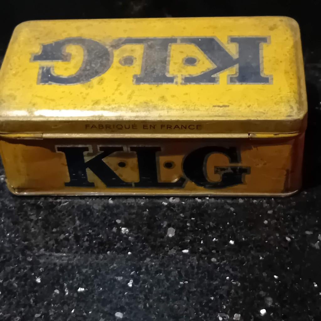 Vintage blik KLG bougies, Verzamelen, Ophalen of Verzenden, Gebruikt