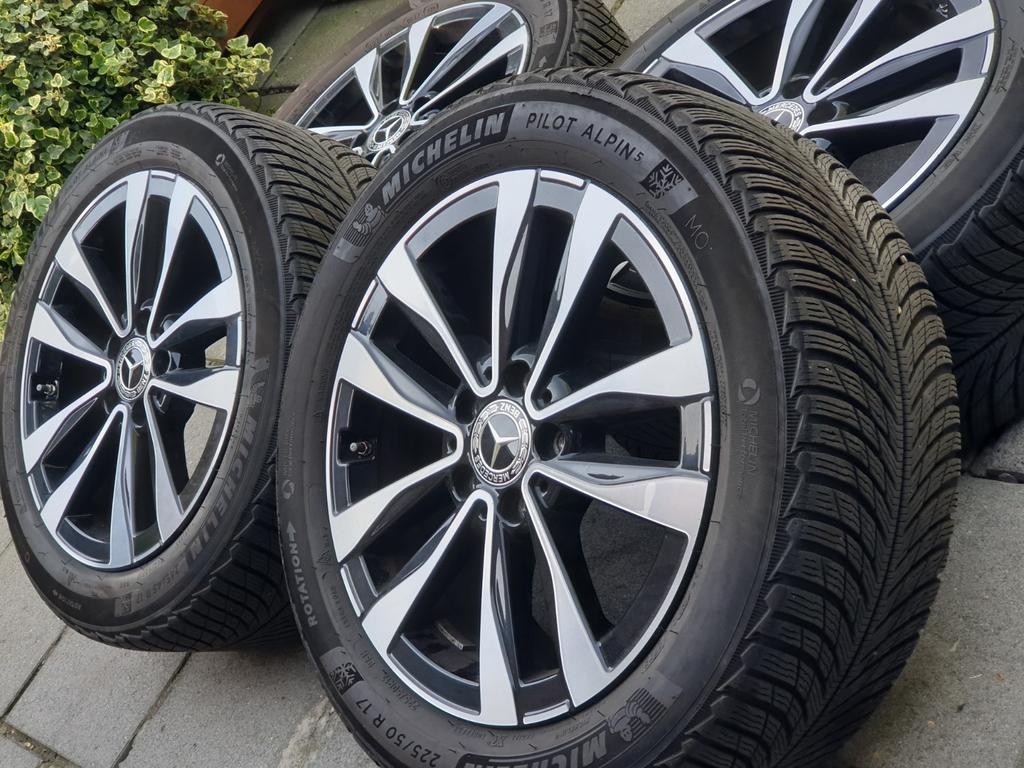 Jantes original mercedes w206 C class avec pneus Michelin, Ophalen of Verzenden, Winterbanden, Band(en)