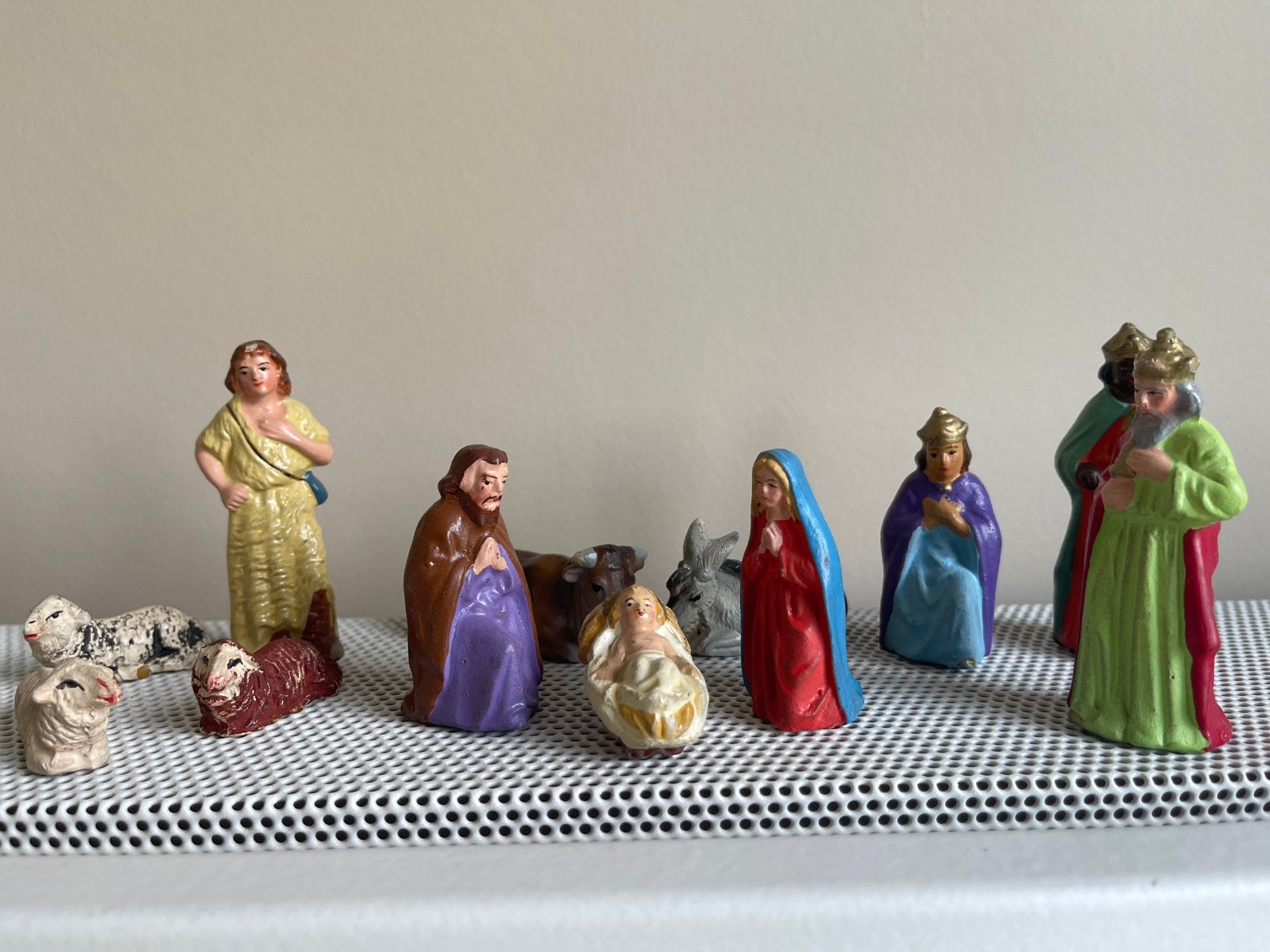 12 kerststalbeeldjes samen slechts 8€ !!!, Diversen, Kerst, Ophalen of Verzenden, Zo goed als nieuw