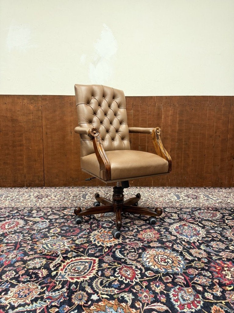 Klassiek Engels Chesterfield Bureaustoel, Enlèvement