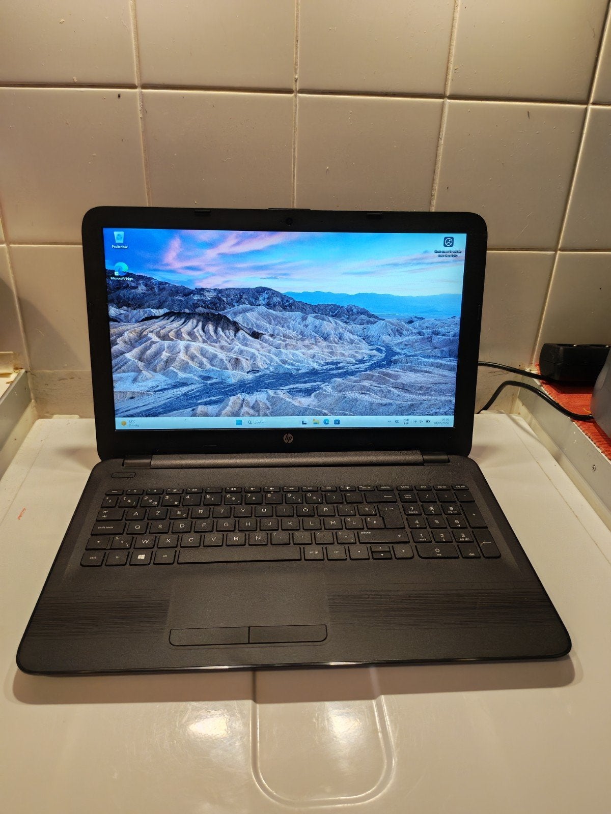 HP LAPTOP -15.6 WINDOWS 11 GOEDE STAAT, Computers en Software, Windows Laptops, Gebruikt, Met videokaart, 2 tot 3 Ghz, 15 inch