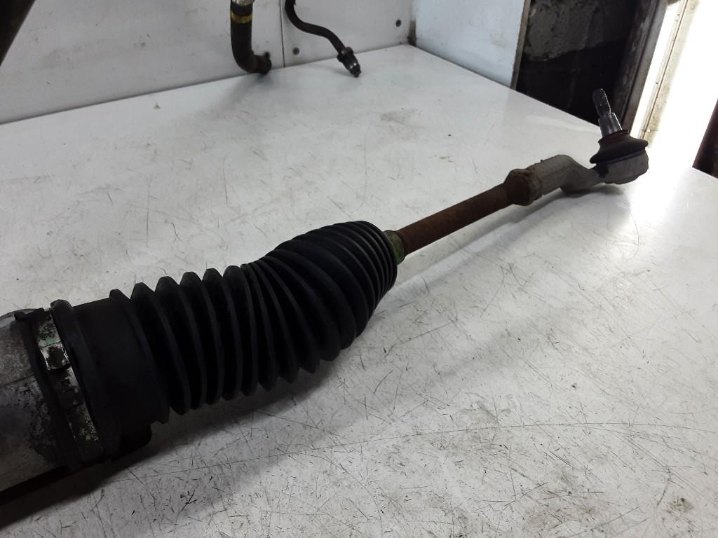 SPOORSTANG RECHTS Ford Focus 2 Wagon (01-2004/09-2012), Gebruikt, Mevr. I. Hauben, Ford, Rue de l'Espoir 34 34
4030  GRIVEGNÉE, BE