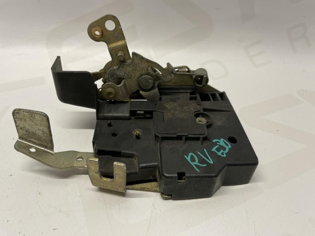 Deurslot mechaniek rechtsvoor BMW E30 19247889, -, Utilisé, -, Enlèvement ou Envoi