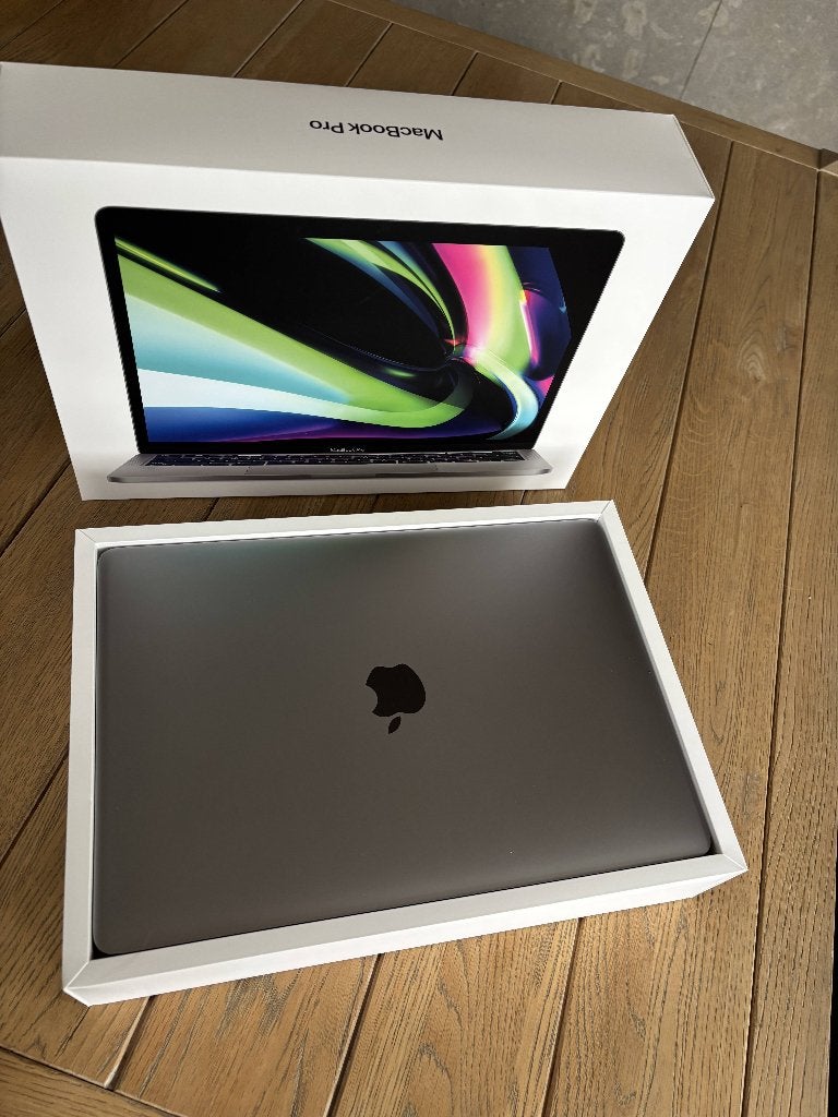 MacBook Pro (13-inch, M1, 2020), Computers en Software, MacBook Pro, Gebruikt, 256 GB, 8 GB