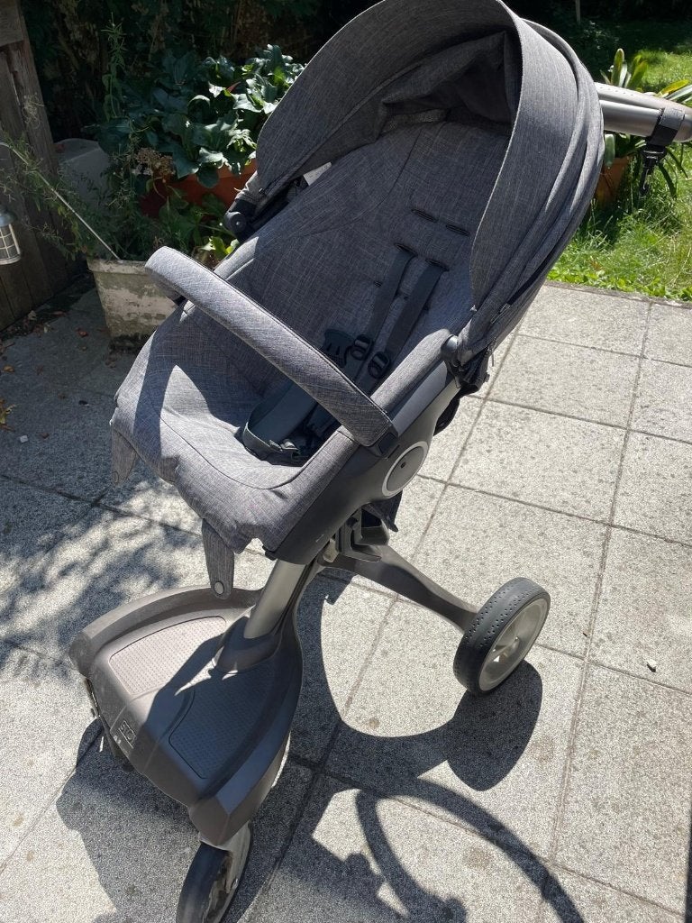 Ensemble complet de poussette 3 en 1 Stokke Xplory (gris), Enfants & Bébés, Avec siège auto, Autres marques, Comme neuf, Enlèvement