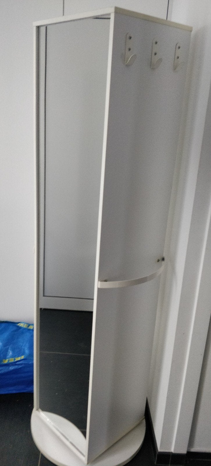 Ikea draai kast met spiegel en kapstok voor inkomhal, Ophalen, Minder dan 50 cm, 150 tot 200 cm, 25 tot 50 cm