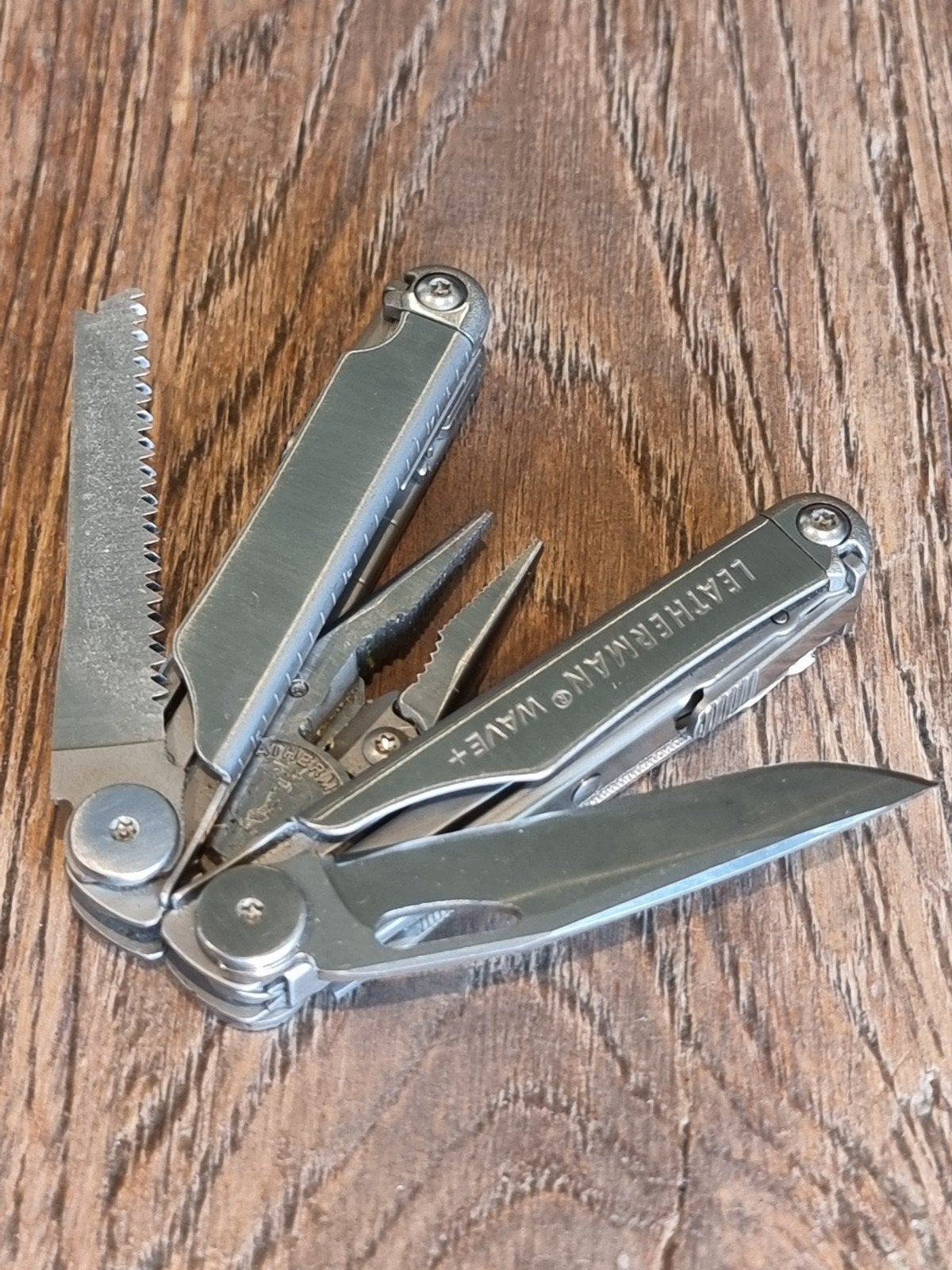 Leatherman wave +, Caravanes & Camping, Outils de camping, Enlèvement ou Envoi