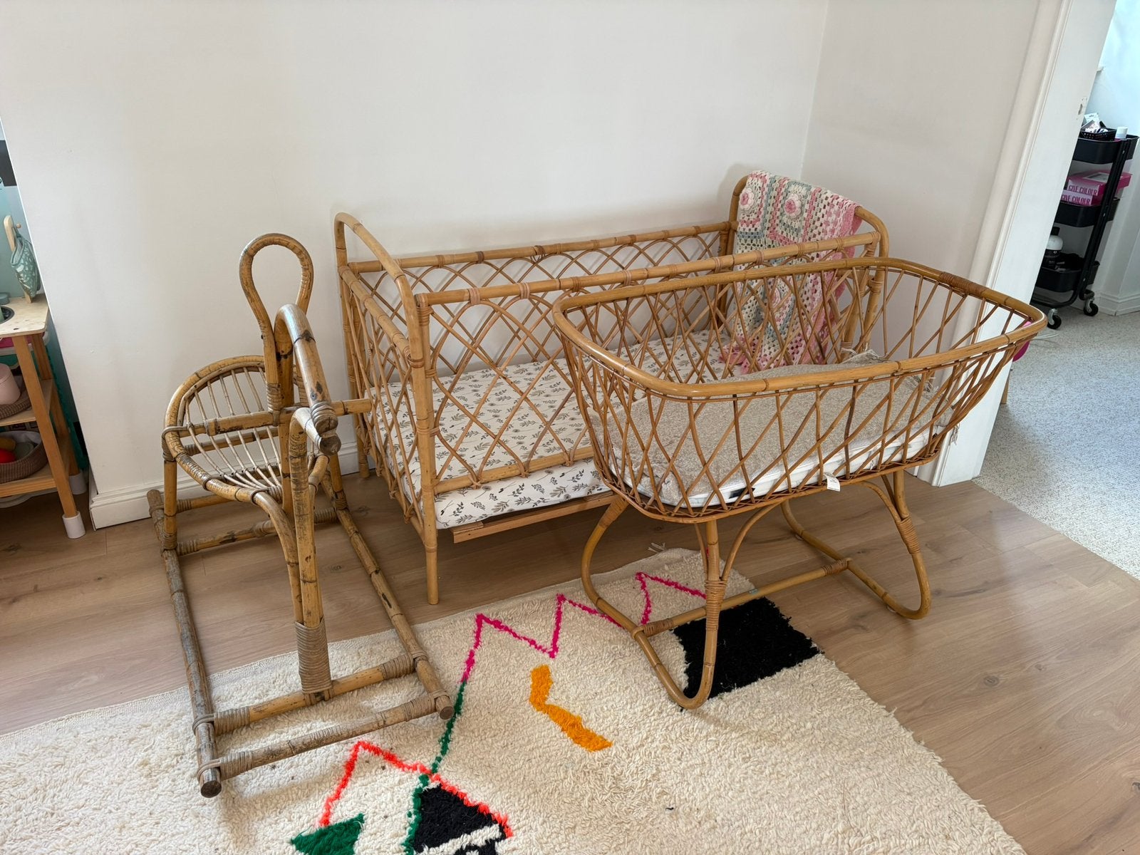 Rotan babykamer decoratie inrichting, Overige kleuren, Ophalen of Verzenden, Zo goed als nieuw, Zitmeubel