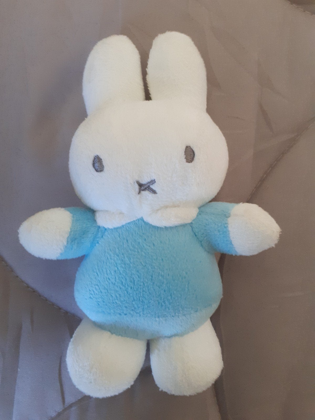 Nijntje van Dick Bruna rammelaar, Nijntje, Enlèvement ou Envoi