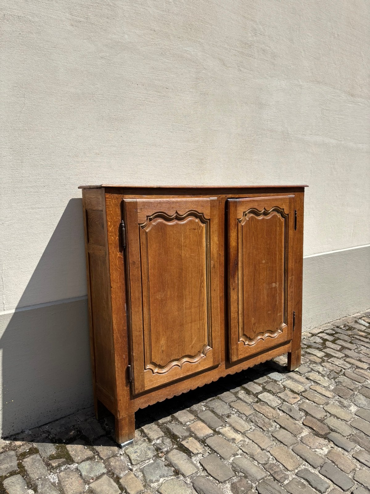 Smalle houten wandkast (eind 18de eeuw), Ophalen, Met deur(en), 150 tot 200 cm, Zo goed als nieuw