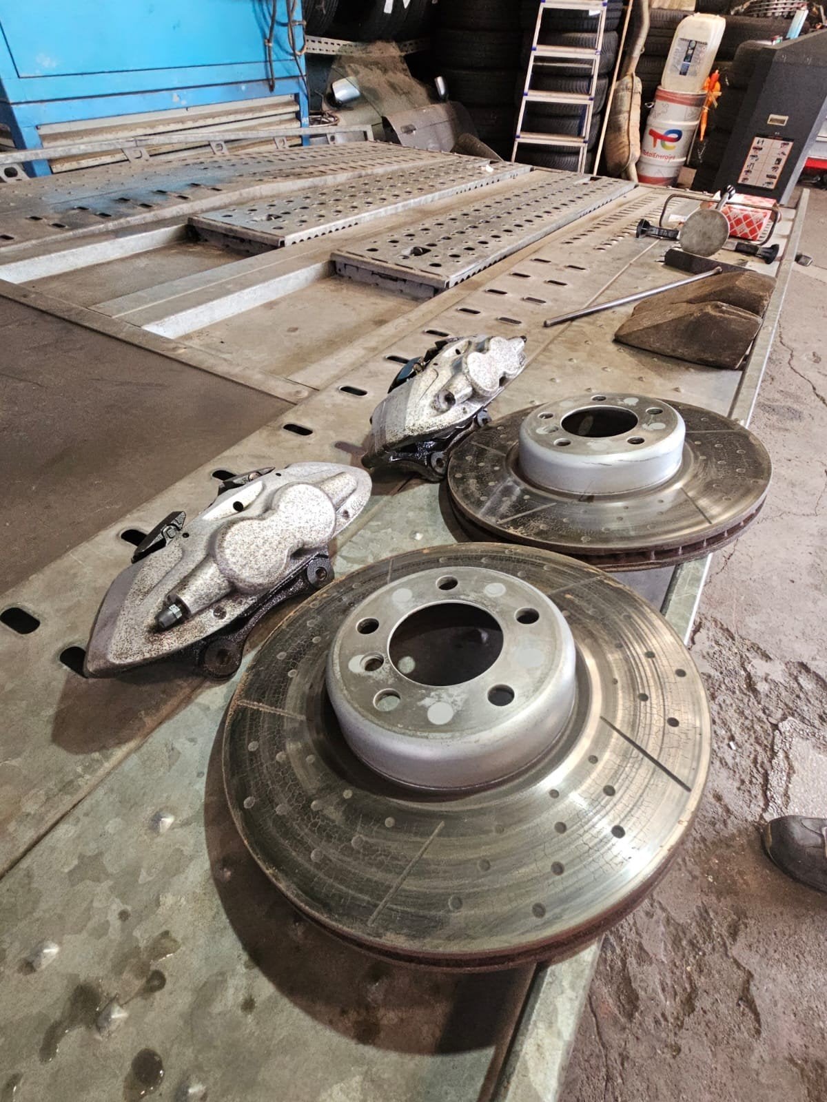 Frein bmw Mperf châssis F, Autos : Pièces & Accessoires, Enlèvement ou Envoi, BMW