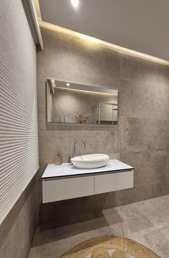 Badkamermeubel met opzetwaskom te koop, 25 à 50 cm, Moins de 100 cm, Meuble lavabo, Enlèvement