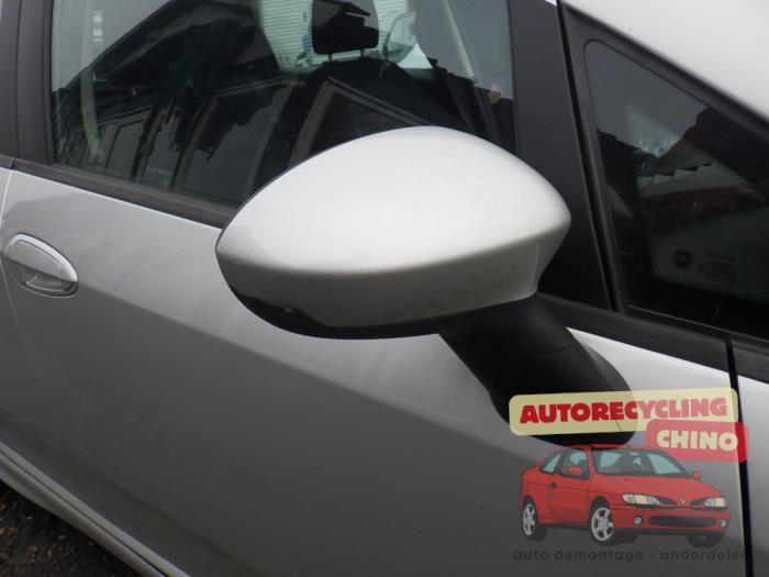 Rétroviseur extérieur droit d'un Fiat Punto, -, 3 mois de garantie, Utilisé, Fiat