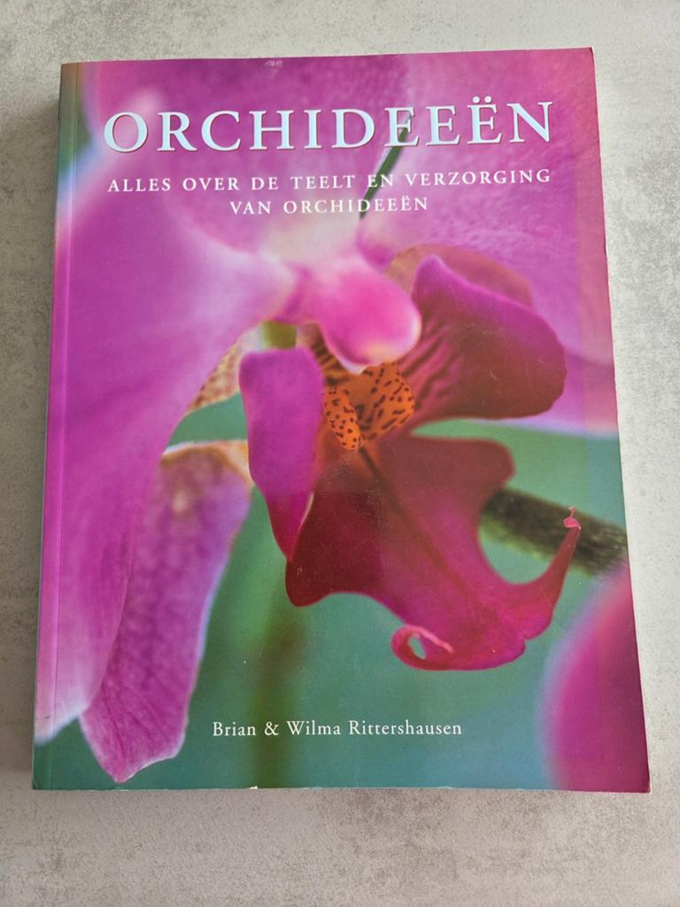 Orchideeen.  Alles over de teelt en verzirging van orchideee, Gelezen, Brian en wilma rittershausen, Ophalen of Verzenden, Tuinieren en Tuinplanten