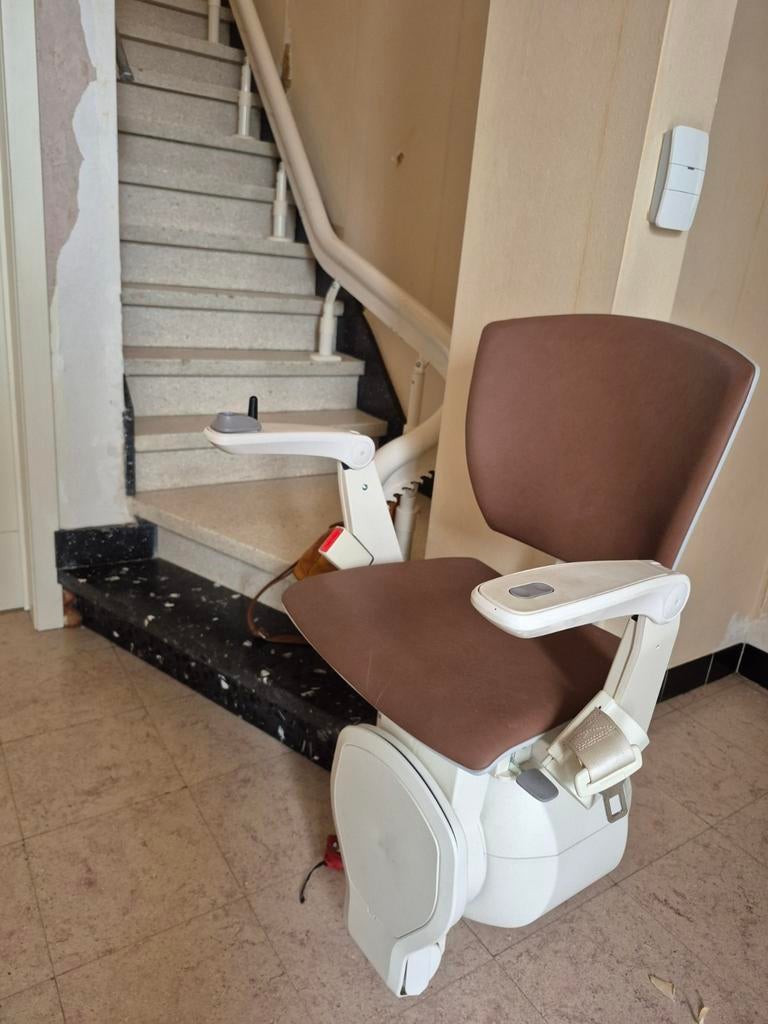 Otolift Traplift, Ophalen, Recht