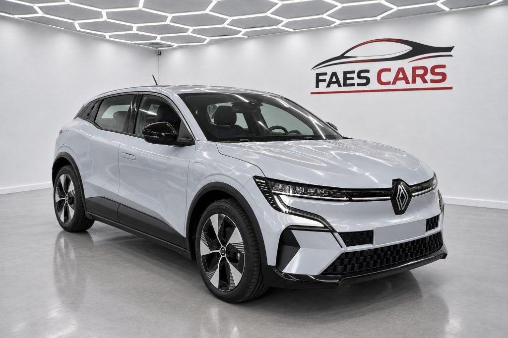 Renault Megane E-Tech Equilibre Charge 160 kw, Autos, https://public.car-pass.be/vhr/566cc261-5358-46dd-b6d9-c231066252f8, Argent ou Gris