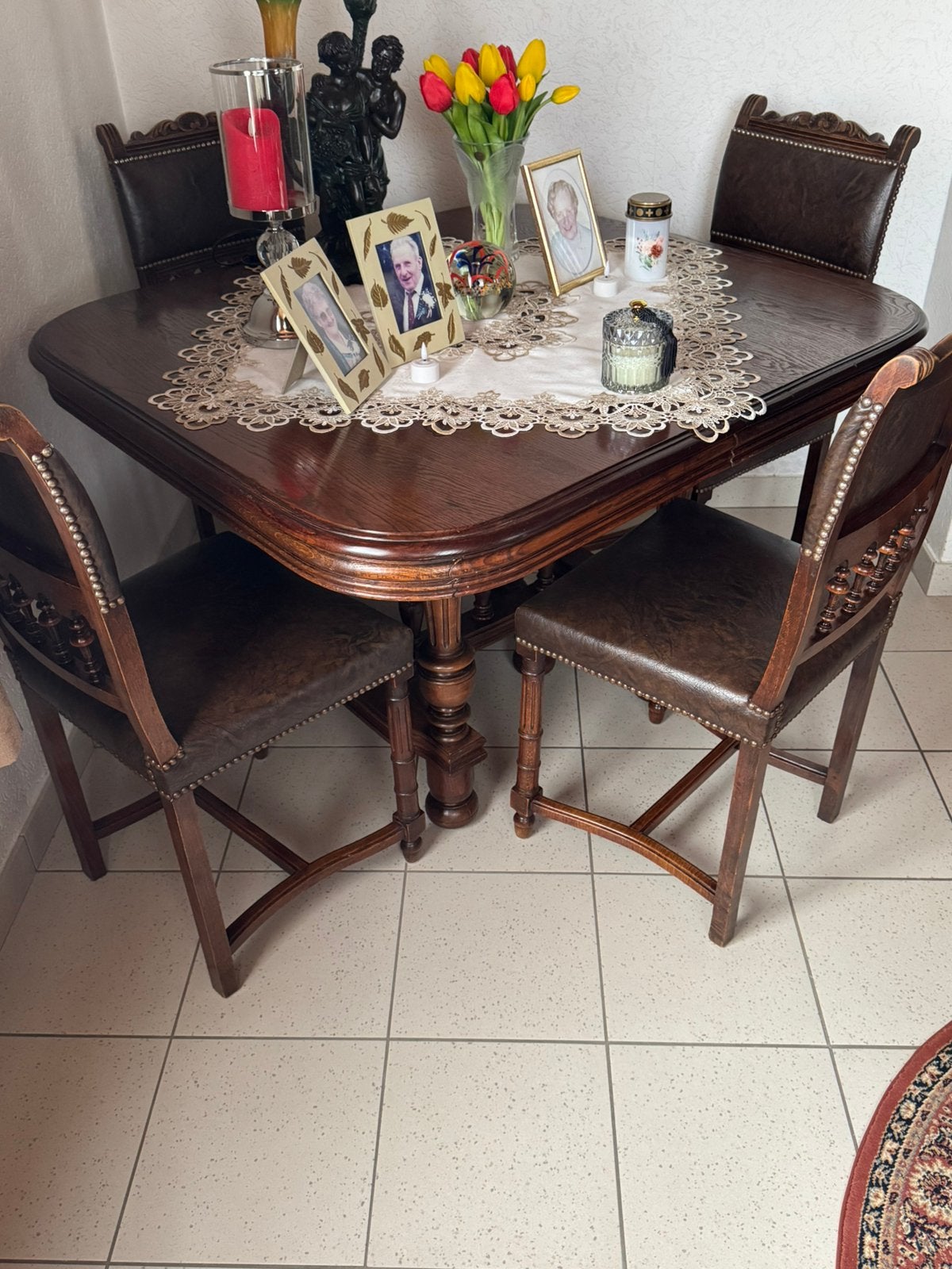 Antieke tafel en stoelen, Enlèvement, Utilisé, 4 à 6 chaises