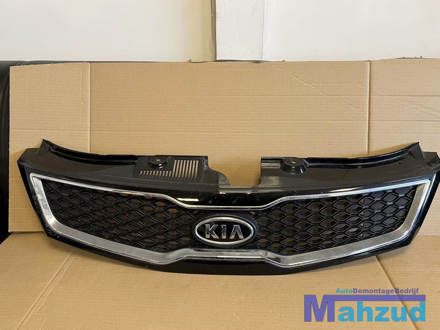 KIA CEED CEE'D Grille gril 2006-2012, Kia, Heolleung-ro 12
06797  Seoul, Utilisé, Info@kia.com