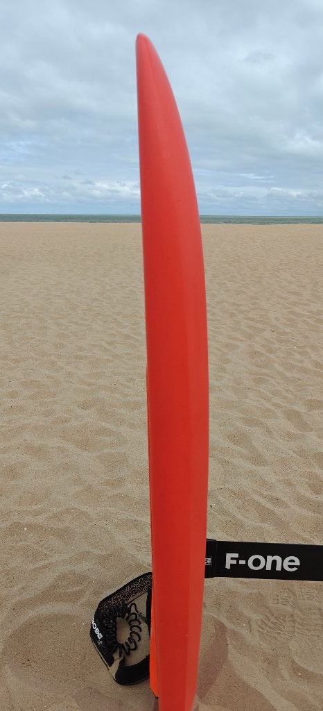 Wing F-One Rocket V3 de 5 pieds 10 pouces - 105 L, construct, Enlèvement, Comme neuf, Planche à voile