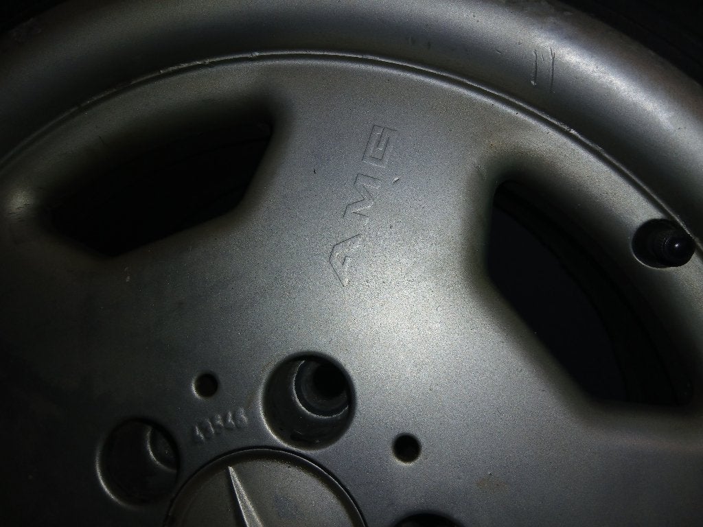 Jantes monobloc AMG de 15 pouces à l'ancienne, Autos : Pièces & Accessoires, Pneus & Jantes, 15 pouces, Enlèvement ou Envoi, Véhicule de tourisme