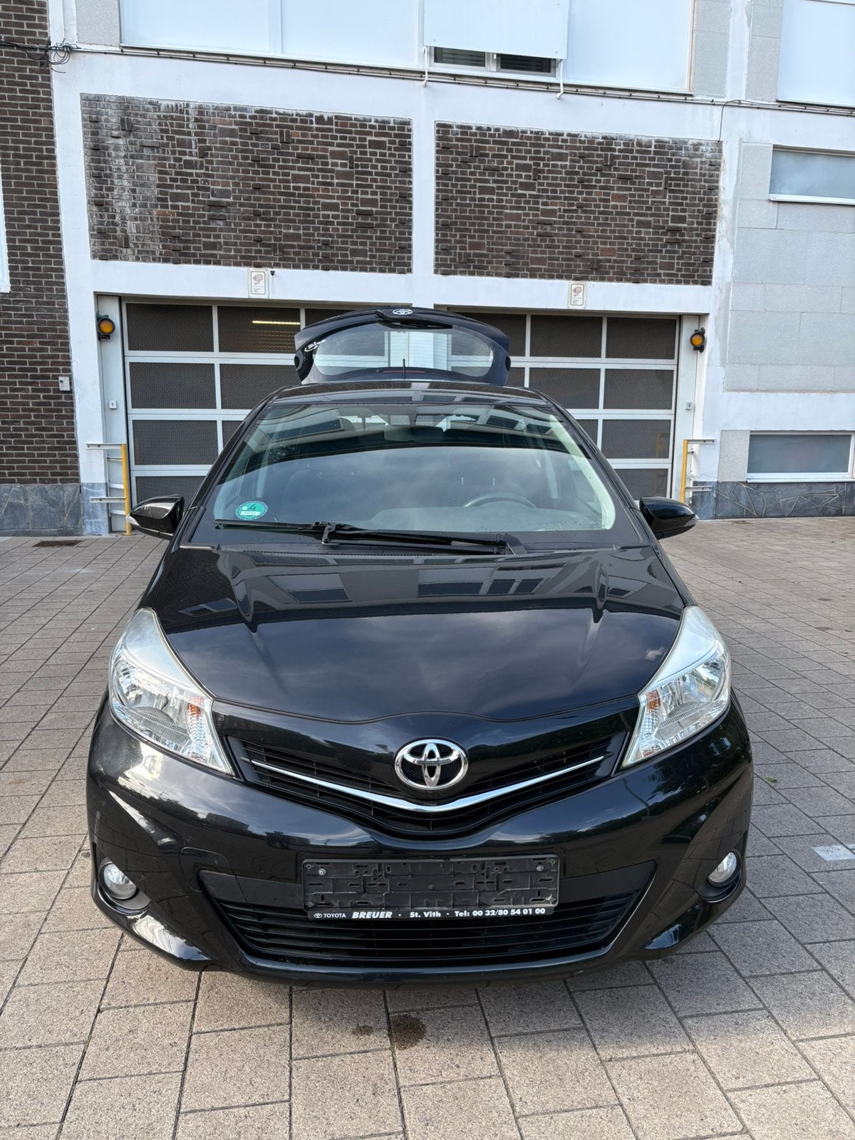 Toyota yaris 2014, Zwart, Bedrijf, Yaris, Te koop