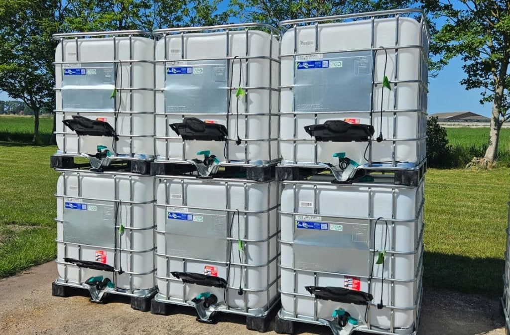 IBC chauffés avec palette en PVC 220V, Jardin & Terrasse, 150 litres ou plus, Enlèvement ou Envoi, Synthétique, Utilisé
