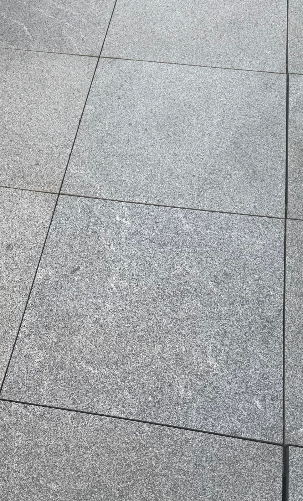 Tegels in graniet, Ophalen, Zo goed als nieuw, Graniet