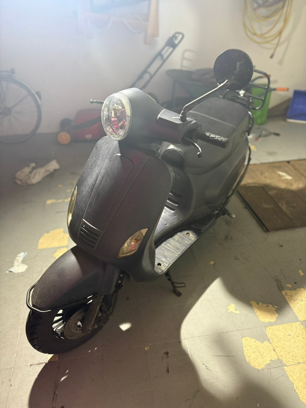 Senzo riva scooter, Ophalen of Verzenden, Zo goed als nieuw