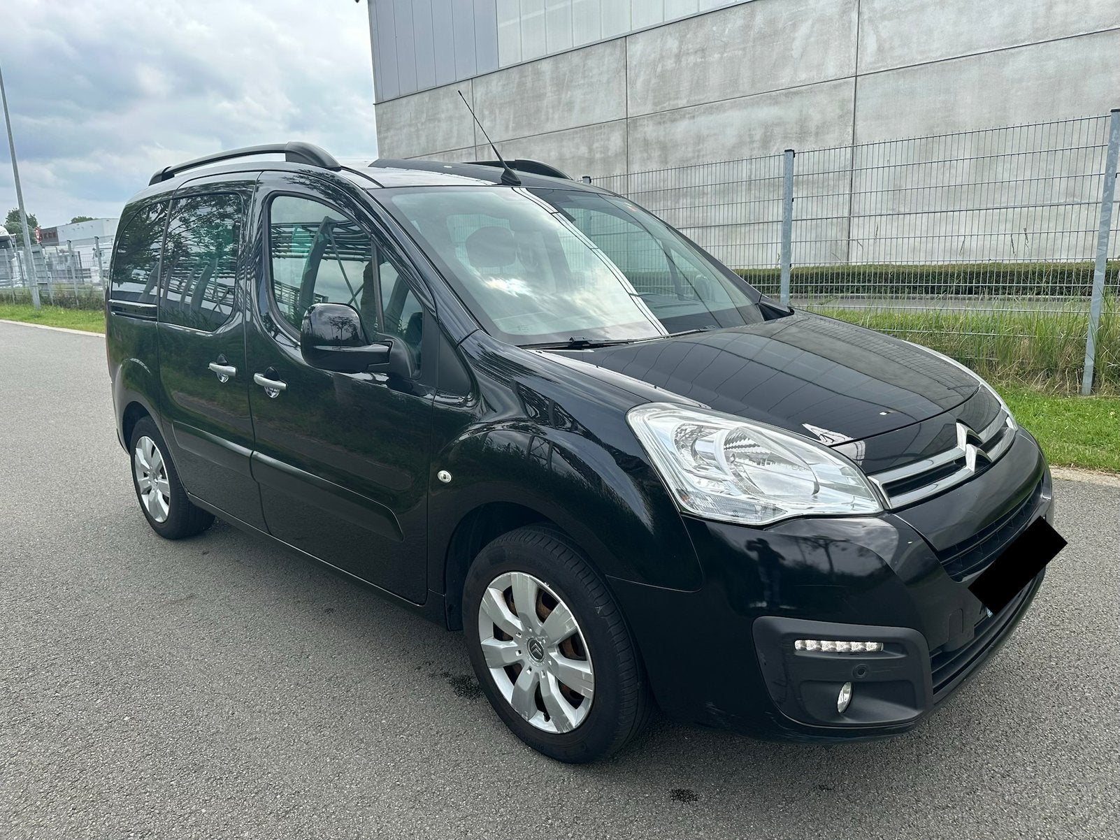 Citroen Berlingo Multispace| 1.2Benzine| Garantie+Keuring, Dealer onderhouden, Monovolume, Euro 6, 5 deurs