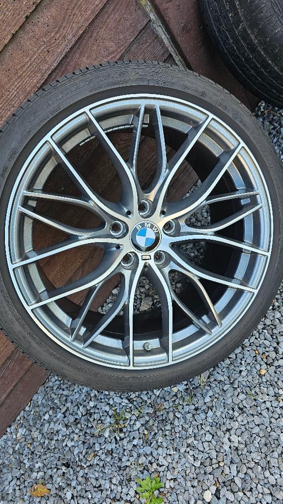 Jantes et pneus BMW Run Flat, Autos : Pièces & Accessoires, Pneus & Jantes, Pneus et Jantes, 245 mm, Véhicule de tourisme, Pneus été