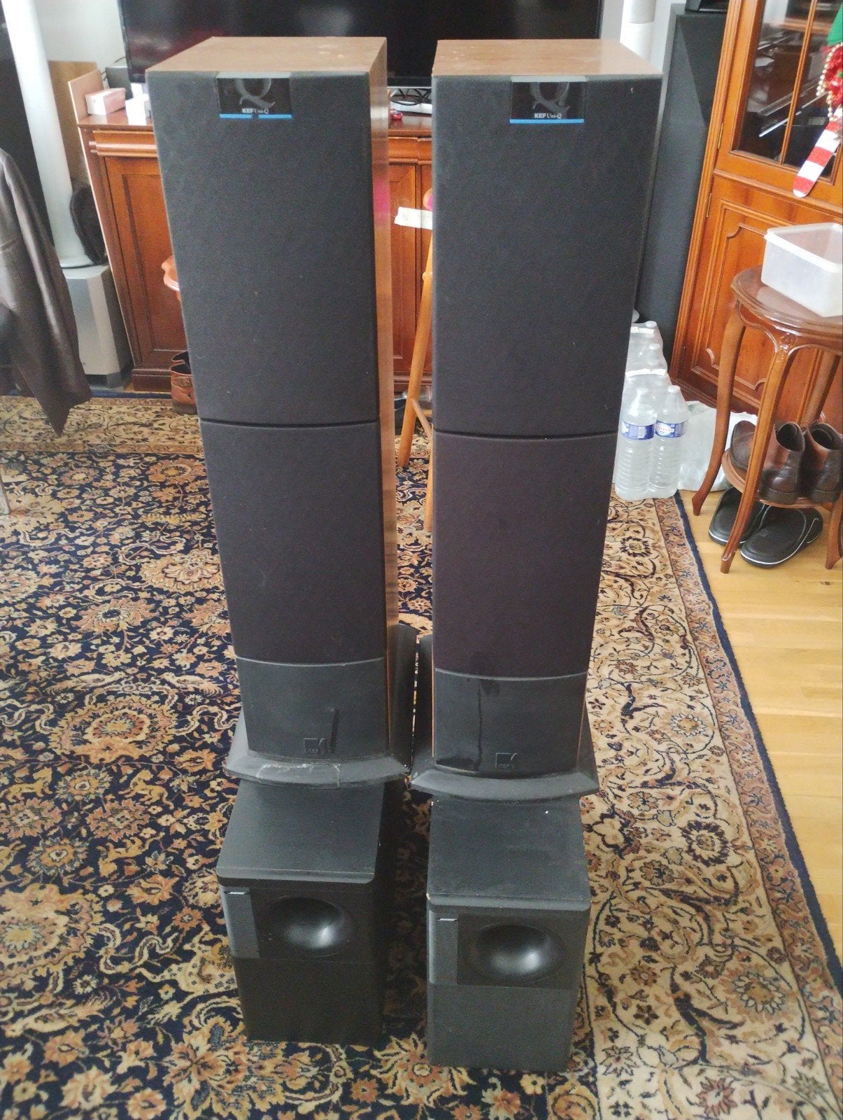 KEF FLOOR STANDING SPEAKERS + 2 BOSE PASSIVE SUBWOOFERS, TV, Hi-fi & Vidéo, Subwoofer, JBL