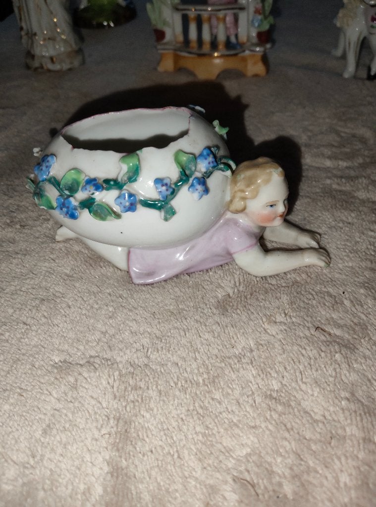 Ancien vase pique-fleurs porcelaine œuf bébé 1900, Antiquités & Art, Enlèvement ou Envoi