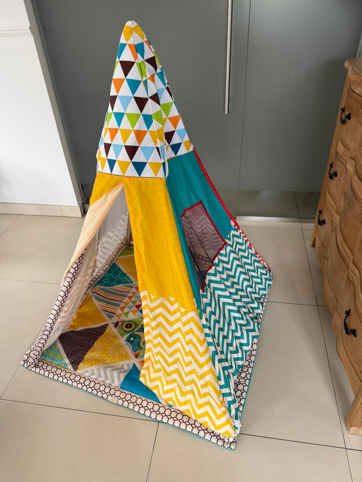 Tente tipi pour bébé tapis de jeu, Enlèvement, Comme neuf