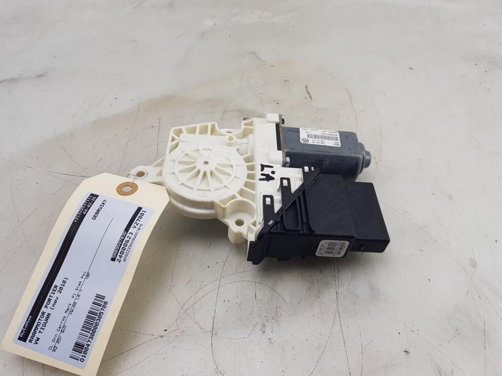 MOTEUR LEVE VITRE ELECTRIQUE Volkswagen Tiguan (5N1 / 2), Utilisé, Volkswagen