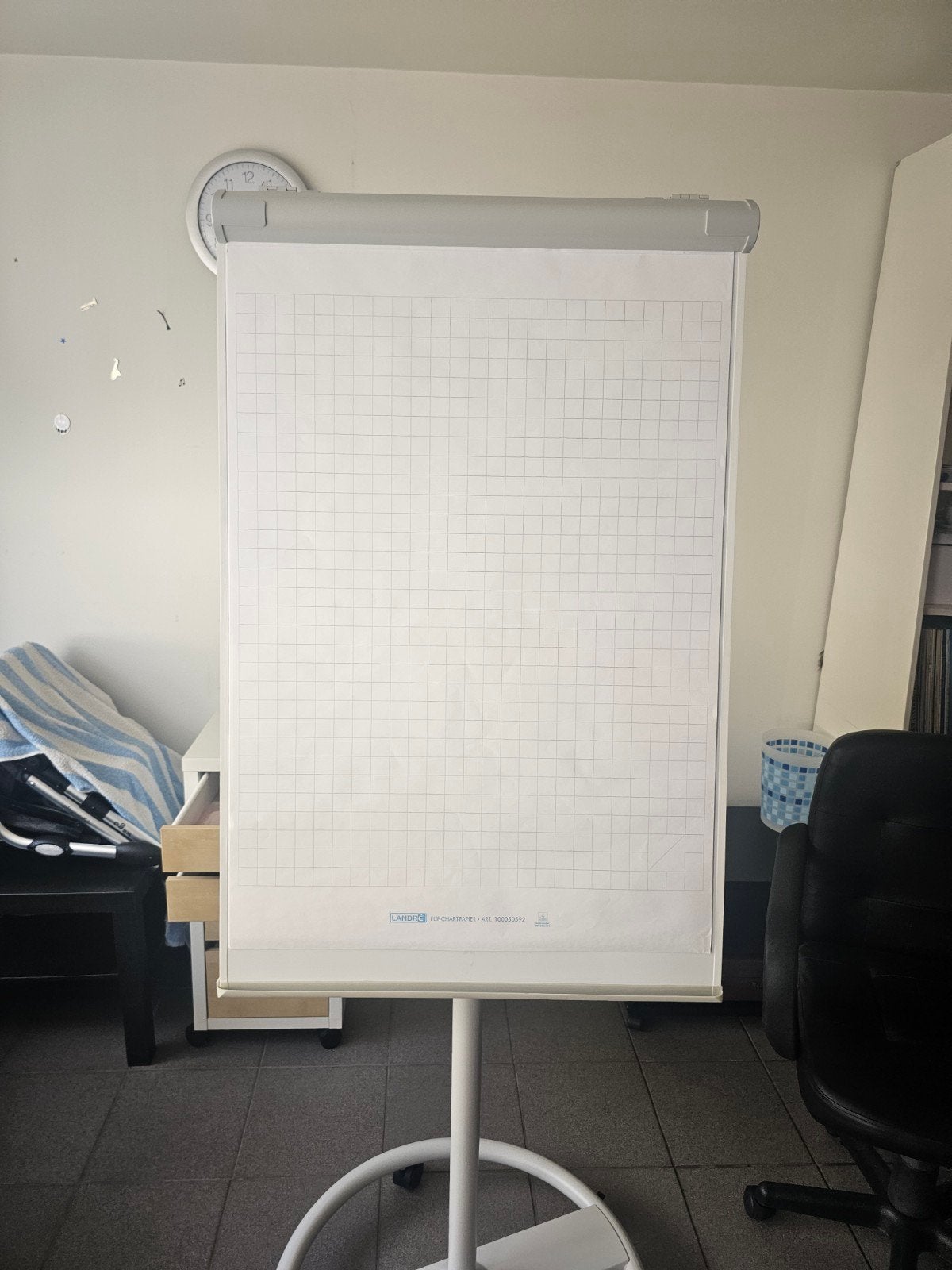 Flipchart met uitklapbare houders voor extra papier, Ophalen, Zo goed als nieuw, Overige typen