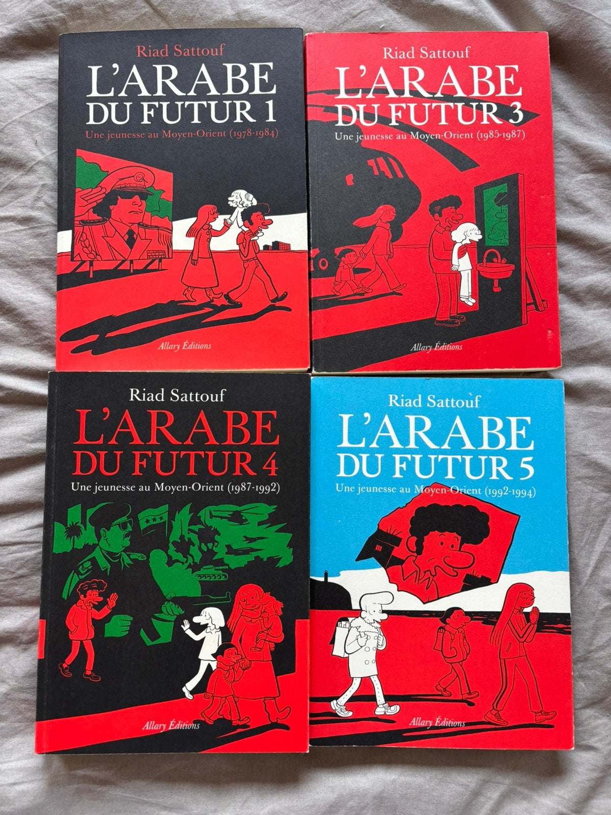 Lot BD L‘arabe du futur tome 1, 3, 4 et 5 Riad Sattouf, Livres, Humour, Enlèvement ou Envoi, Comme neuf