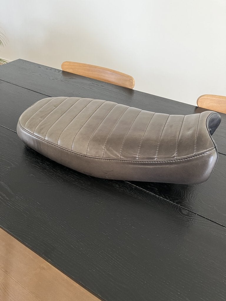 Baak zadel moto guzzi v7, Motoren, Onderdelen | Overige, Ophalen, Gebruikt