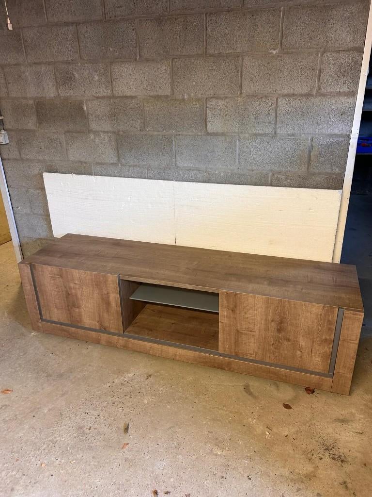 tv kast, Ophalen, Zo goed als nieuw, Eikenhout