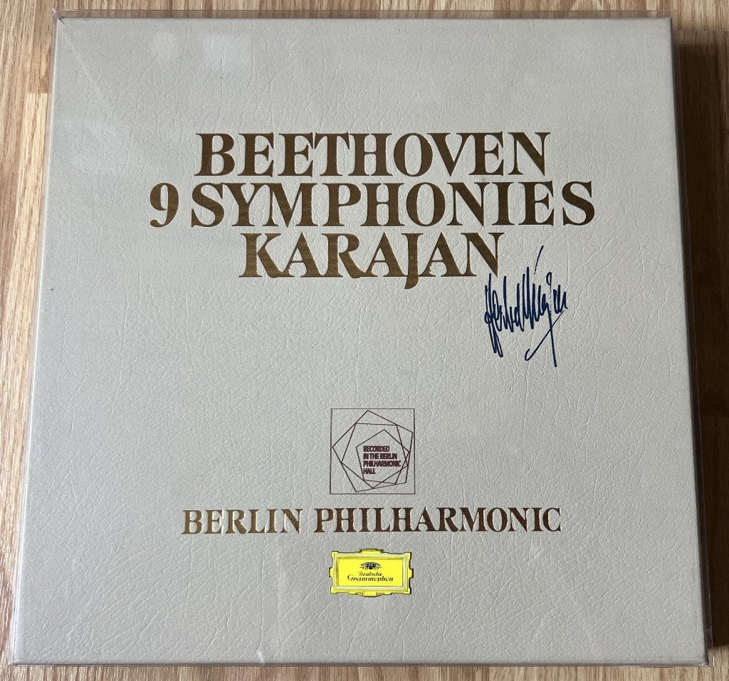 LP-box Beethoven - 9 Symphonies / Karajan - limited edition, Cd's en Dvd's, LP, Ophalen of Verzenden, Zo goed als nieuw, Limited edition