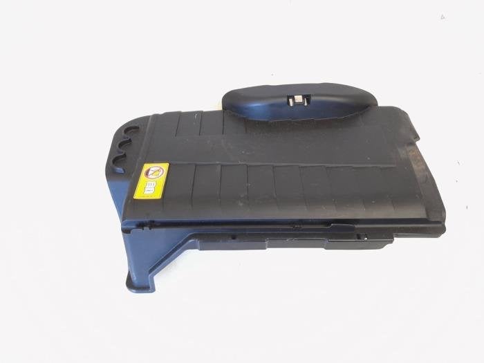 Couvercle de la batterie d'un Mercedes A-Klasse, Autos : Pièces & Accessoires, Batteries & Accessoires, 3 mois de garantie, Utilisé