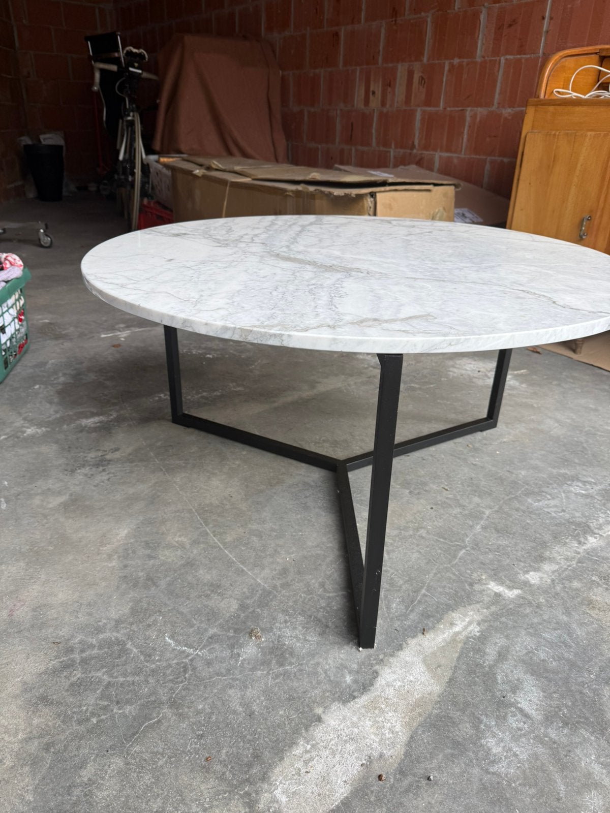 Table basse en marbre avec pieds en acier, Enlèvement, Neuf