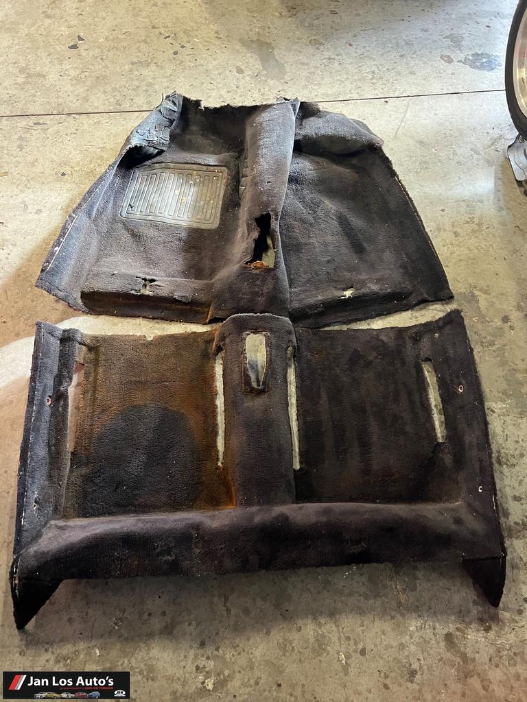 Audi 80 Coupe B2 Vloermat vloerbedekking bruin hoogpolig, Auto-onderdelen, Interieur en Bekleding, Gebruikt, -, -, -
