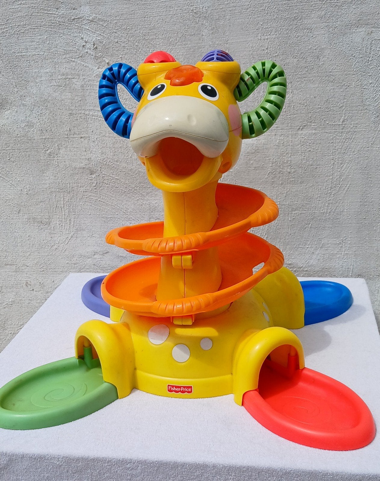 Fisher Price Girafe Ball Twirler, Enfants & Bébés, Jouets | Fisher-Price, Enlèvement